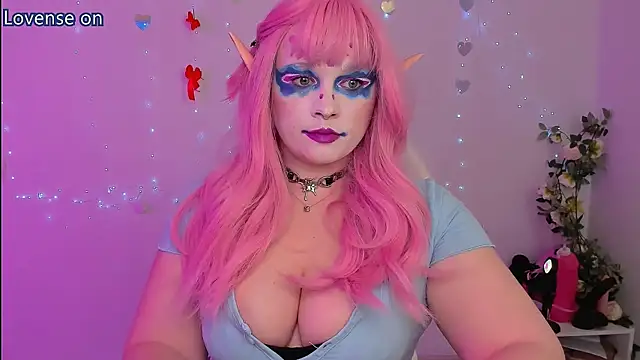 evilla brill  online show from June 11, 9:28 am