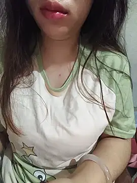 Linh-Anhh online show from June 5, 9:21 pm