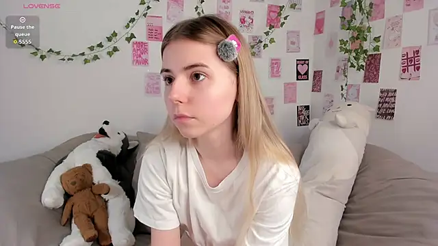 Honey Lia online show from June 20, 10:41 am