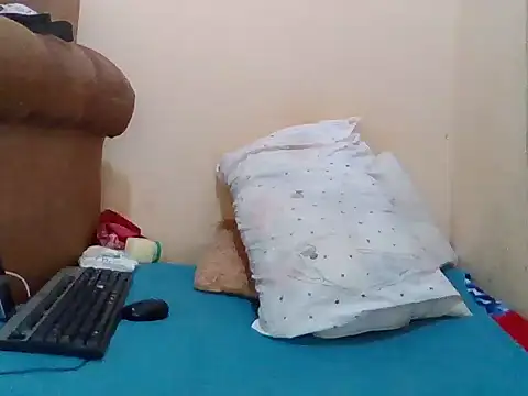 GRACY222 online show from July 1, 1:43 pm