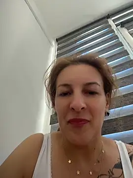 Hot-Milf4U online show from June 9, 8:14 am
