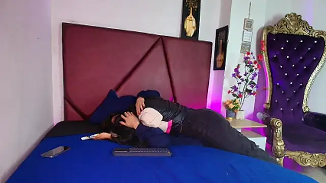 Chlloe Fox online show from June 17, 7:37 pm