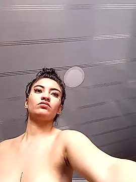 Perla-stone1 online show from July 12, 8:31 pm