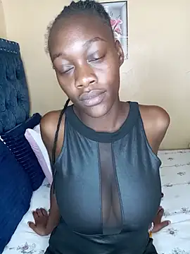 Paulahaze online show from May 20, 1:19 pm
