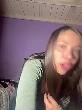 Juliett08 online show from June 15, 3:40 am