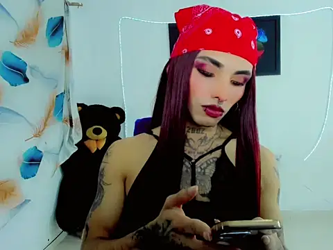nebulla maqueen online show from June 14, 2:24 am