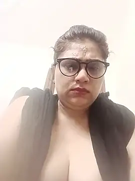 yourchahat27 online show from June 25, 3:50 am