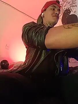 AlecBanne  online show from July 2, 9:43 pm