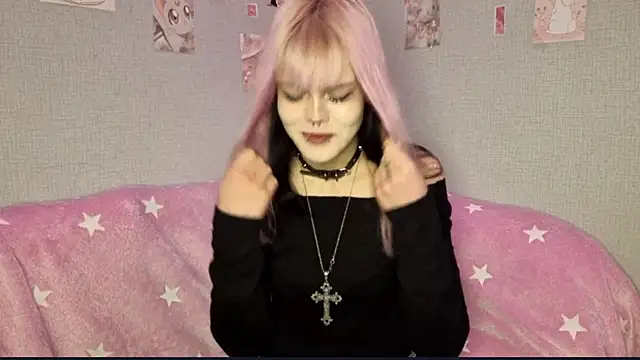 VelvetAlice online show from June 5, 9:32 pm