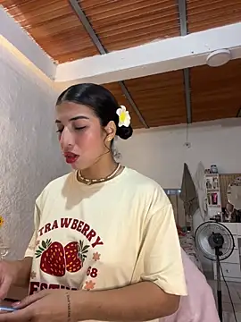 Miily 0 online show from June 22, 1:54 am