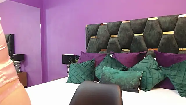 MaluJensen online show from June 13, 11:29 am