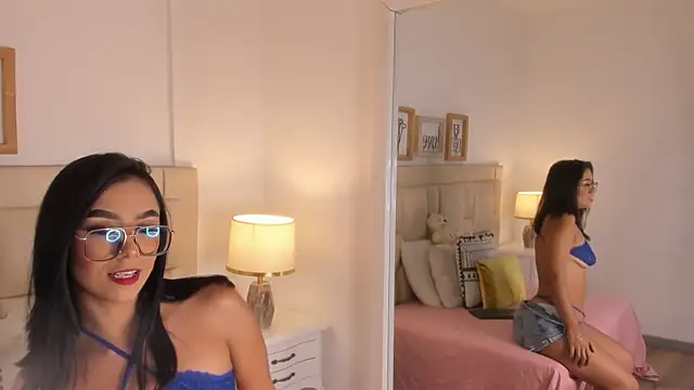 sarit  online show from June 28, 7:42 pm
