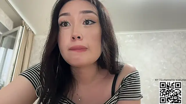LilowNax online show from June 21, 3:49 pm
