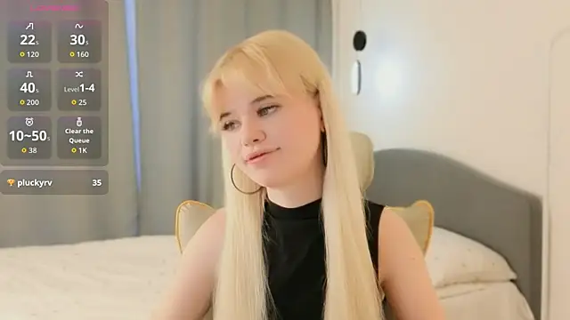 mood berry  online show from July 5, 1:28 pm
