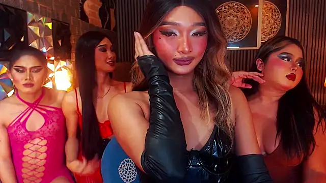 selena lust online show from July 4, 4:58 pm