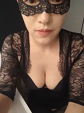 DD202820 online show from June 13, 2:03 pm