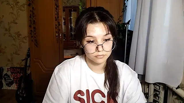 Adilily online show from June 2, 3:24 pm
