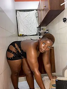 curvy queen89 online show from July 5, 4:30 am