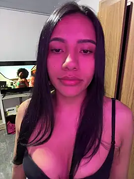 Caro Mildrey online show from June 27, 4:13 am