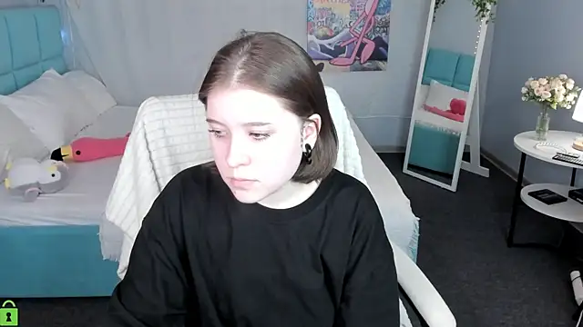 Kylie-Voss online show from June 14, 3:08 am