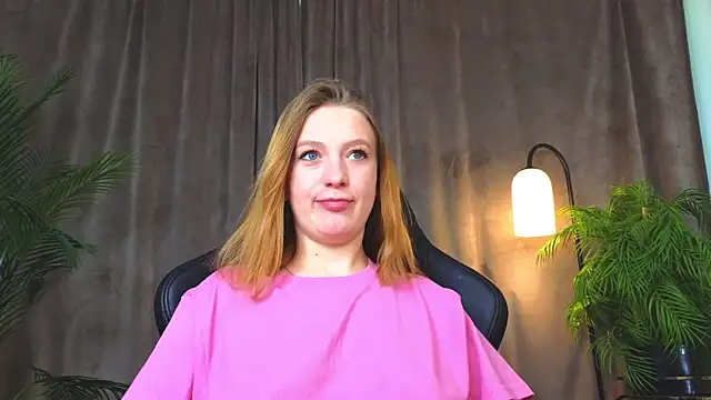 BeatriceLoven online show from June 29, 10:15 am