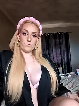 Emiliexx x online show from July 23, 2:03 pm