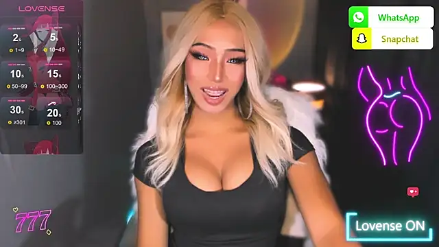 Attractive Goddess Isla online show from June 12, 5:10 pm