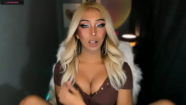 Attractive Goddess Isla online show from June 13, 5:21 pm