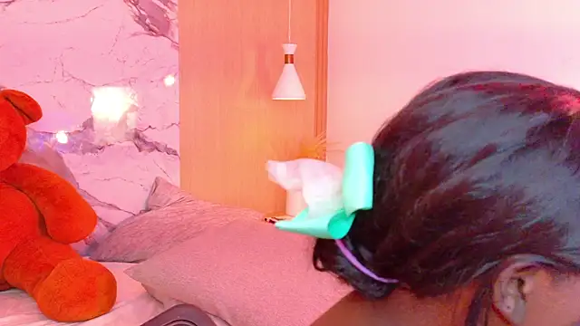 EmiilyLovex online show from June 9, 2:49 pm