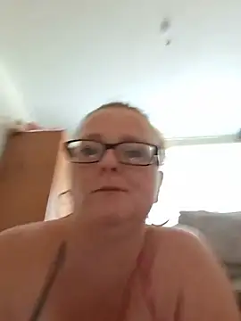 Naughtybutnicedaisy online show from July 6, 4:09 pm