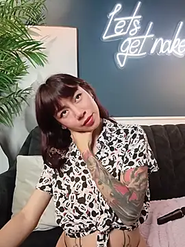 youbabydemon online show from August 7, 2:07 am