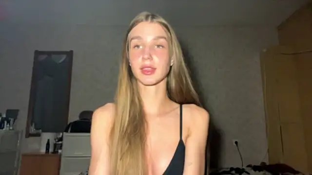 PullyLoves online show from June 7, 9:21 pm