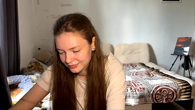 ShonaPitcherello online show from June 8, 1:45 pm