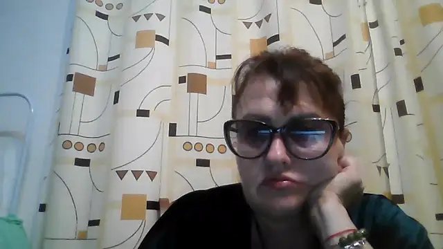 ErikaXShine online show from June 14, 8:20 pm