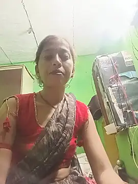 Cut shivi56 online show from July 6, 9:39 pm