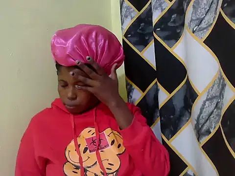 lilmomaa online show from July 19, 3:42 am