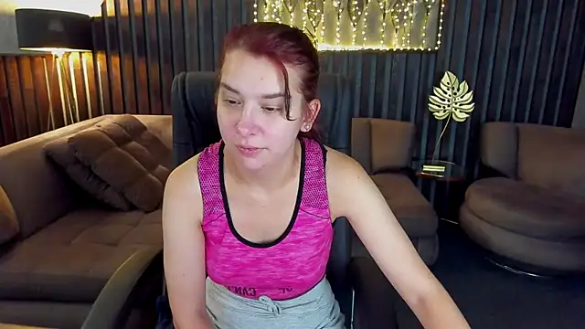 Livia Shy online show from July 5, 5:35 am
