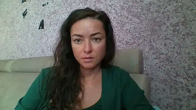 Mia Salamanka online show from June 20, 6:17 am