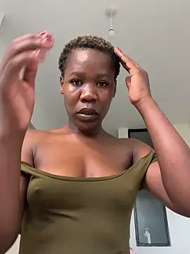 Sweet-Sandrah online show from June 14, 1:22 pm