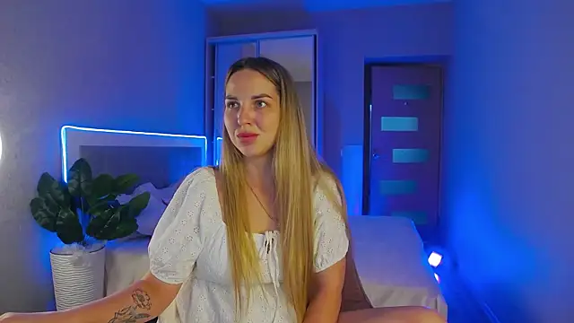 babbyalexandra online show from June 25, 4:19 pm