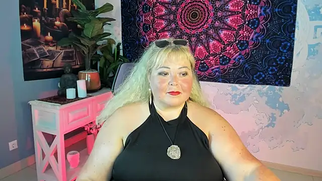 EvaMurller online show from June 23, 9:40 am