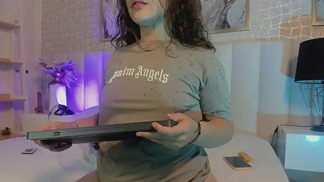 sofia vance online show from July 11, 5:51 am