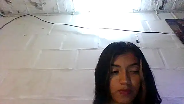 canelita0510 online show from July 7, 5:32 am