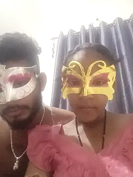 cutecouple14324 online show from June 17, 4:41 pm