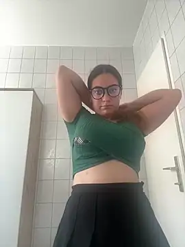 -Malina- online show from June 21, 1:15 pm