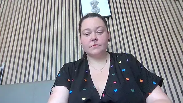 MysteriousAlaya online show from July 9, 12:18 pm