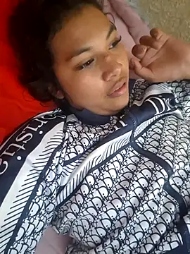 sophiagomezx online show from July 28, 6:42 pm