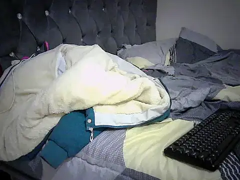 Candy208 online show from June 24, 5:23 pm