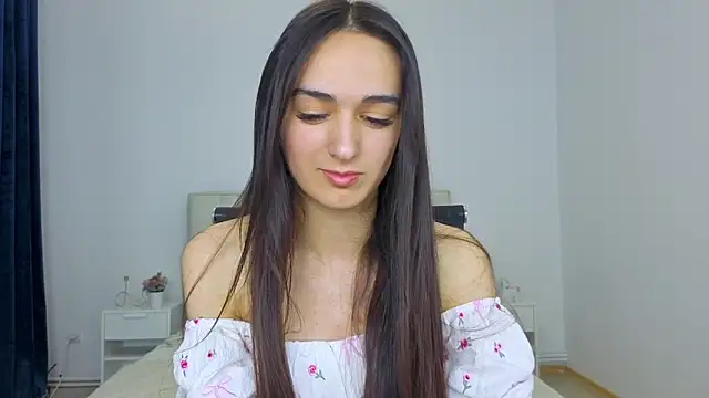 Kitty mi1a online show from June 20, 7:34 am