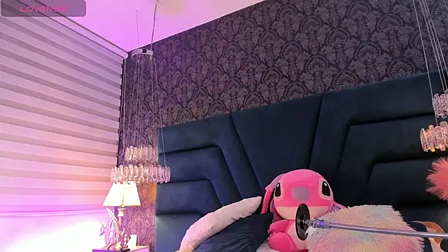 SteisyRoss online show from July 17, 12:15 am